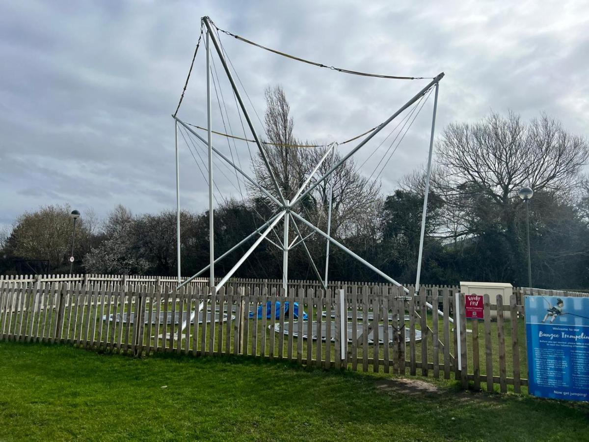 Blackpool Caravan In Haven Marton Mere Holiday Park Eksteriør billede